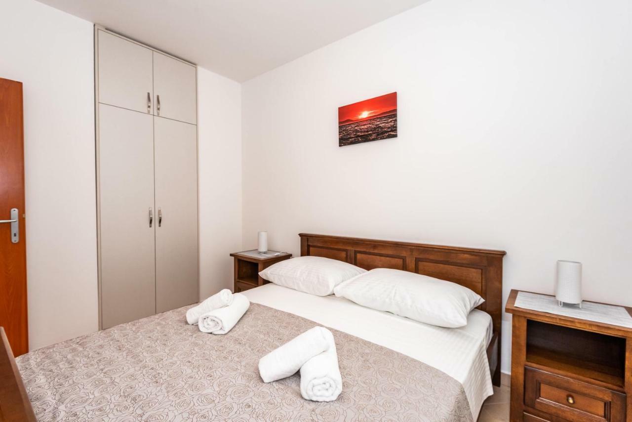 Apartmani Marina เคล็ค ภายนอก รูปภาพ