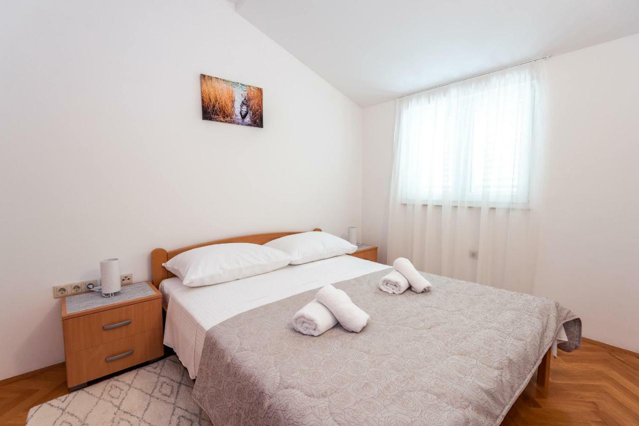 Apartmani Marina เคล็ค ภายนอก รูปภาพ